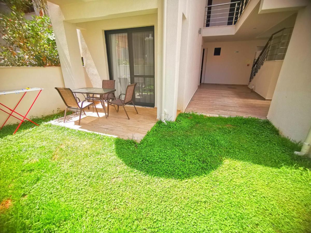 Sarti Holidays Apartment ภายนอก รูปภาพ